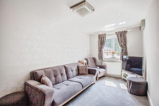 4 bed Town House for sale Image 4