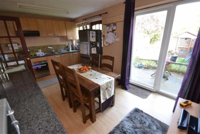 KITCHEN/DINER