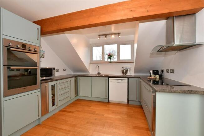 Kitchen/Dining Area
