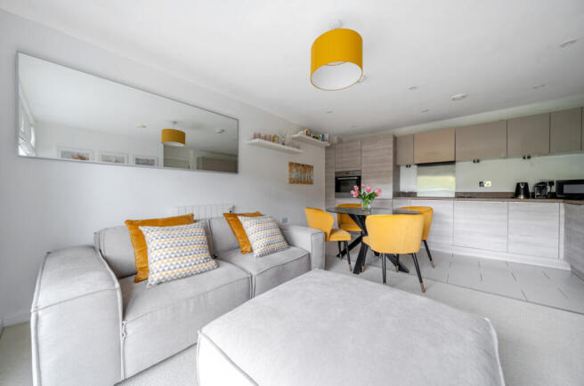 1350137-8-68c2f6a...