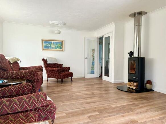 Living Area.jpg