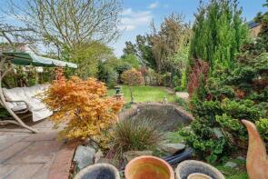 10, Highcliffe Road, Wickford SS11 8LB