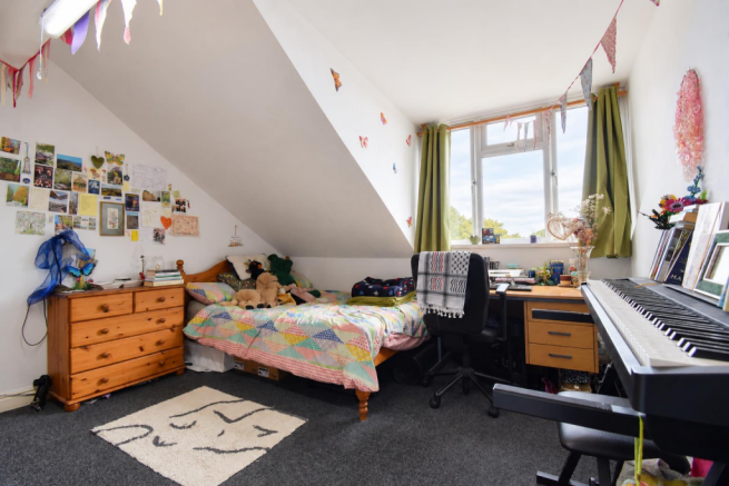 Bedroom 1.png