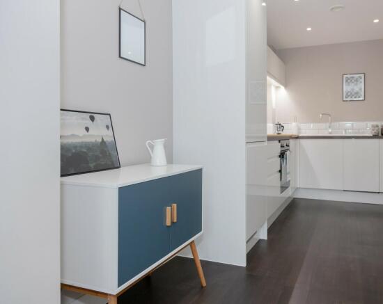 1 bed Apartment to rent Image 4