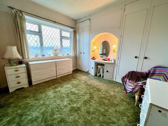 bedroom.jpg