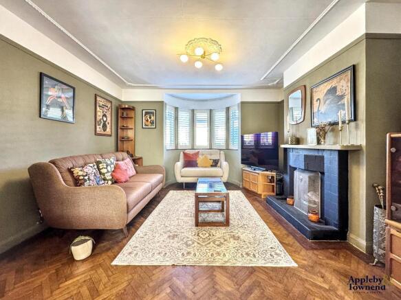 Carisbrook Crescent, Trowbridge, Wiltshire, BA14 7PA photo 4