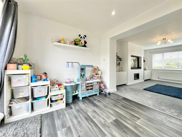 Rear Exentsion Towards Living Room.JPG