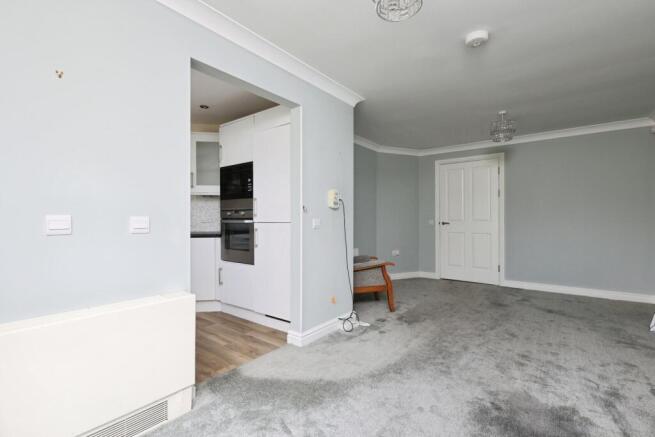 2 bed Apartment for sale Image 9