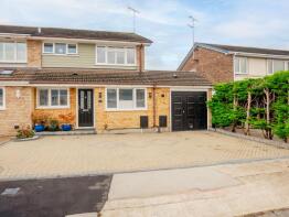 22, Birch Close, Thundersley, Benfleet SS7 4NE