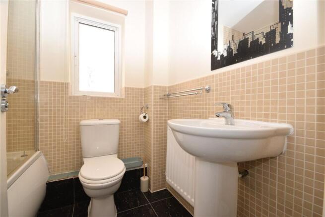 3 bed End of Terrace to rent Image 11