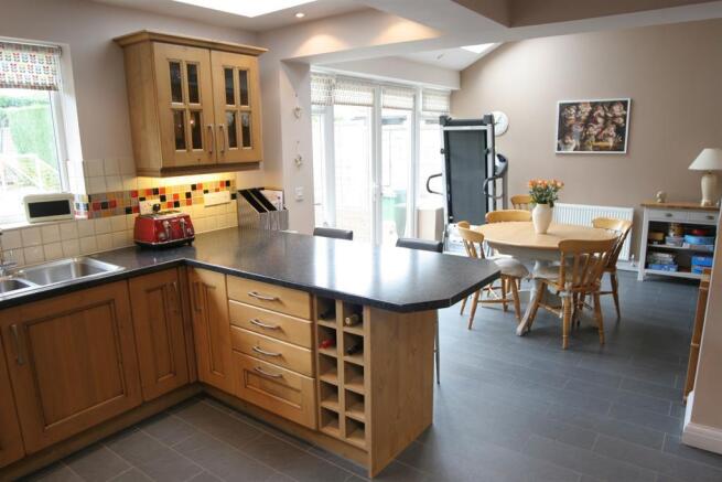 Kitchen 3