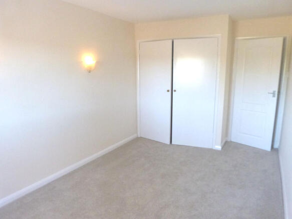Bedroom 1 Wardrob...