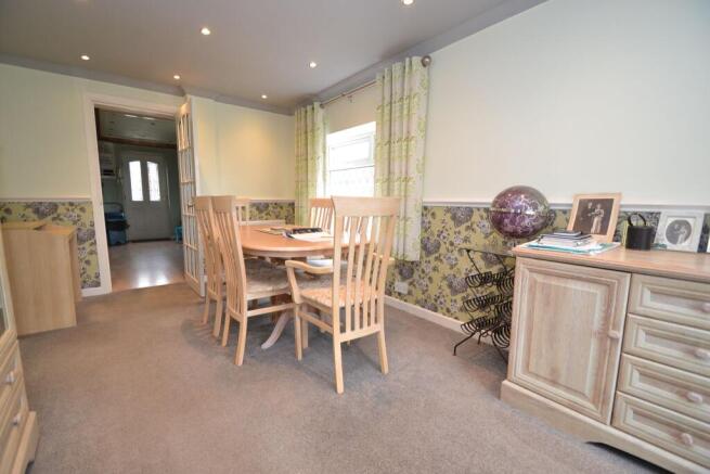 3 bed Detached Bungalow for sale Image 5