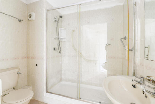 1 bed Apartment for sale Image 8
