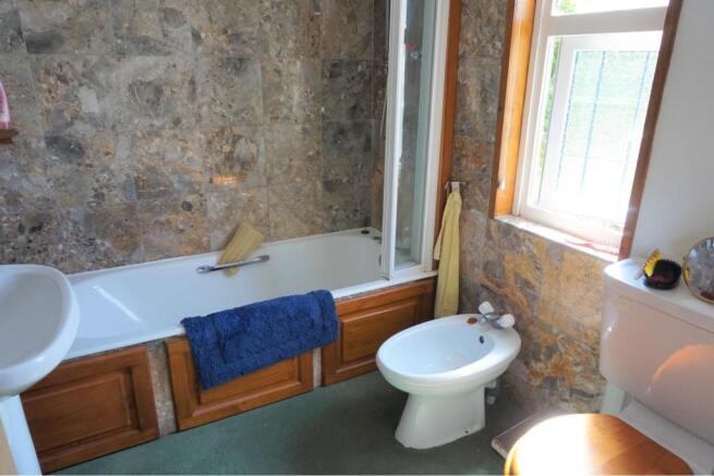 Master En-suite