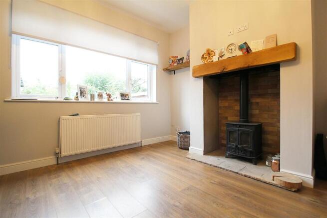 3 bed Terraced for sale Image 6