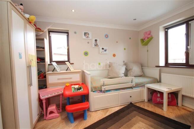 Photo 10