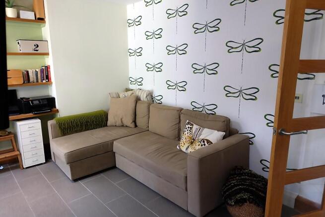Photo 12