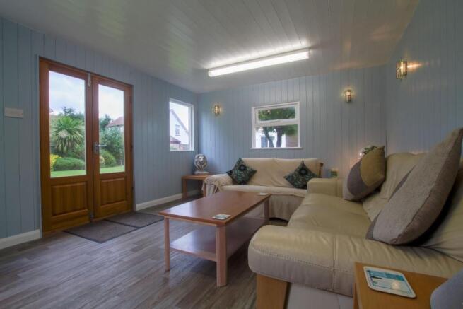 Lodge/Summer House
