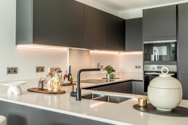 Kew Bridge Rise Show