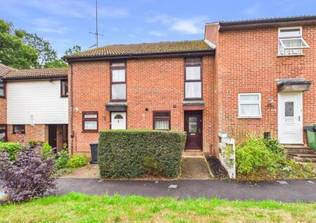 Montrose Close, Whitehill, Bordon, Hampshire, GU35
