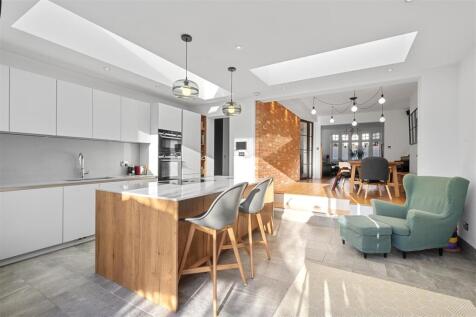 Melbury Gardens, West Wimbledon, SW20