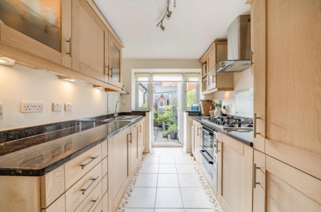 1349727-8-68c0601...