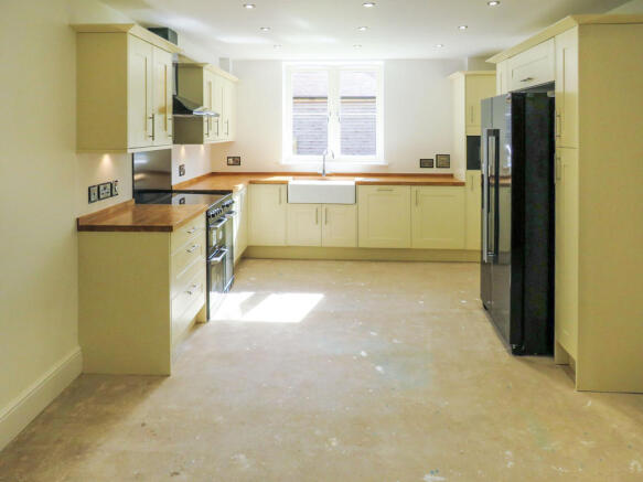 Dining/ Kitchen 