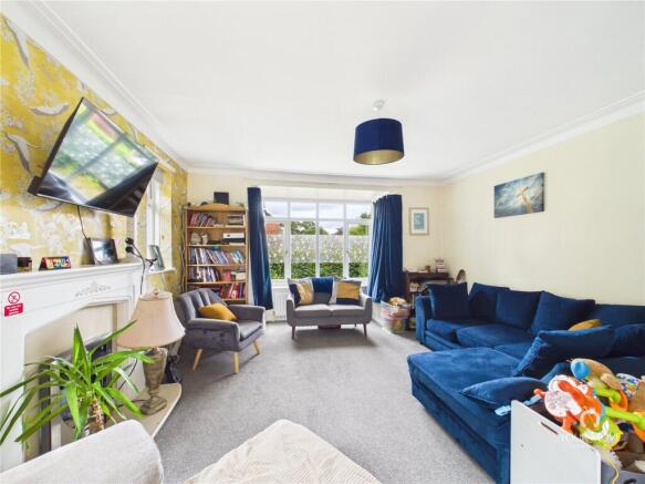 Living Room Pic 2
