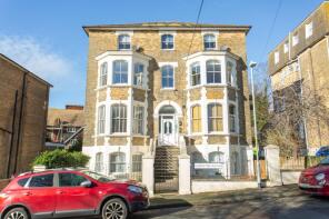 Flat 1, 14 Hillersdon House, Godwyne Road, Dover CT16 1SW