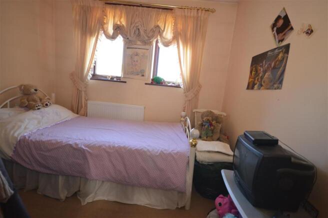 BEDROOM (4)