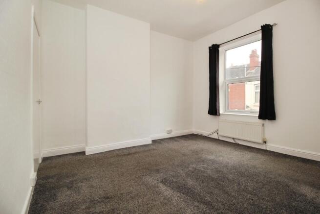 2 bed Terraced for sale Image 8