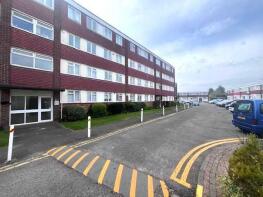 53, Templewood Court, Hadleigh, Benfleet SS7 2RH
