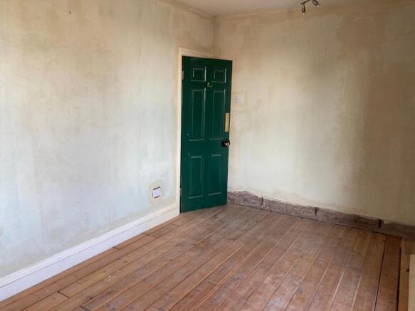 3 bed Terraced for sale Image 3