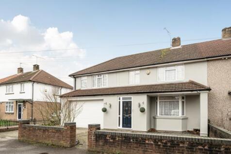Vicarage Road, Sunbury-On-Thames