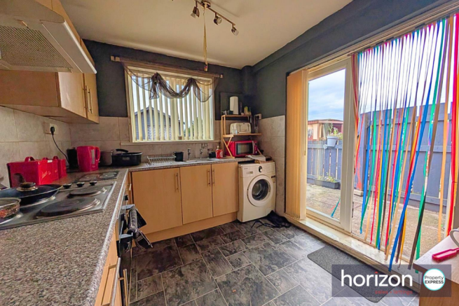 3 bed Terraced for sale Image 4