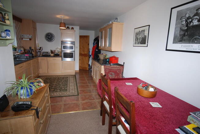 KITCHEN/DINER