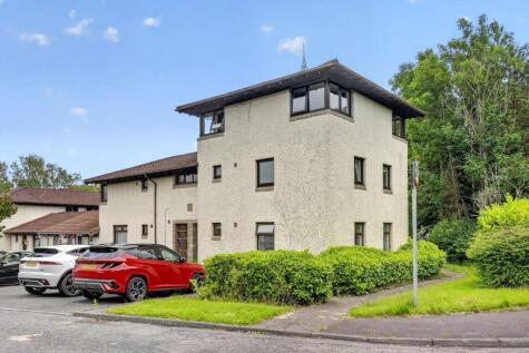 18 Bowmore Court, Irvine, KA11 2EA
