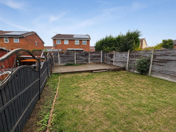 3 bed Semi-Detached for sale Image 4