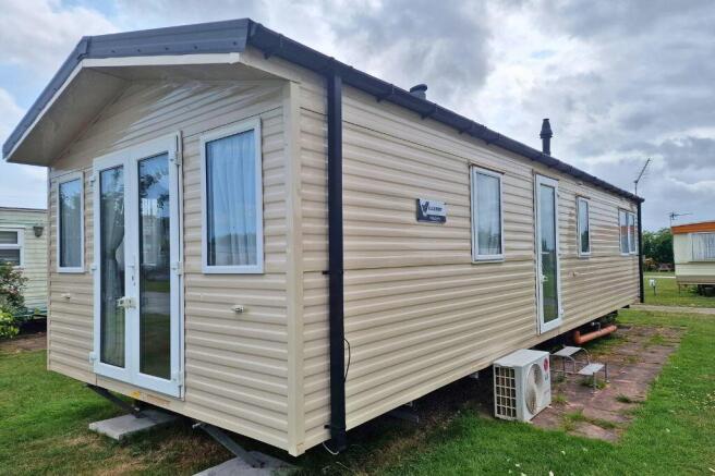 2-bed caravan on Snettisham Holiday Park, £29,500