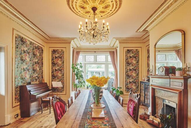 4 bed Character Property for sale Image 10