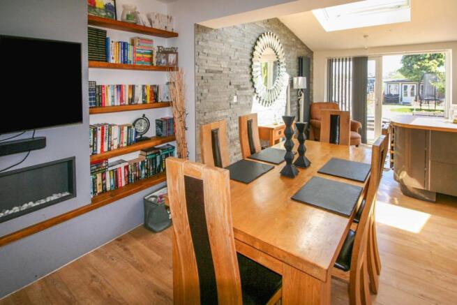 Kitchen/family Room
