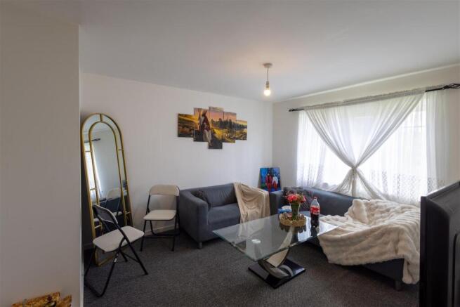 Upstairs living room.jpeg