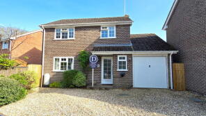 6, Harwood Rise, Newbury RG20 9XW