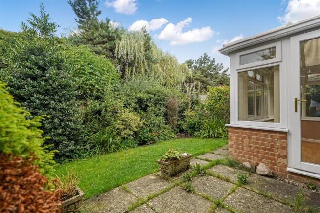 3 bed Detached for sale Image 8
