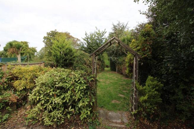 Victoria Grove, East Cowes photo 4