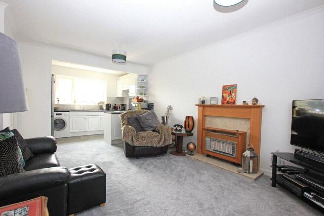 1 bed Semi-Detached Bungalow for sale Image 5