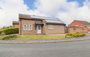 7, Elliott Close, Newmarket CB8 7SE