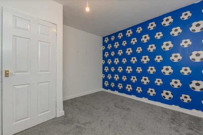 18. Bedroom 3 (2).jpg