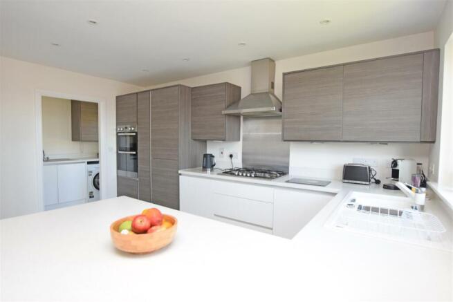 Kitchen V2.JPG